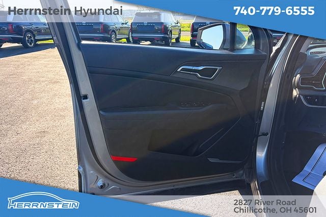 2024 Kia Sportage LX - Photo 14